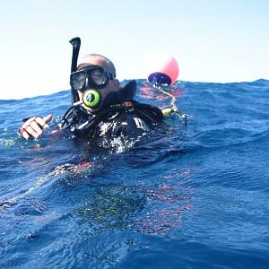 Mark Hannifin pre-dive briefing