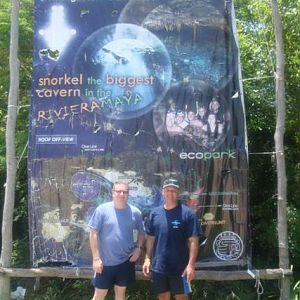 Giles and Diver Dan at Dos Ojos