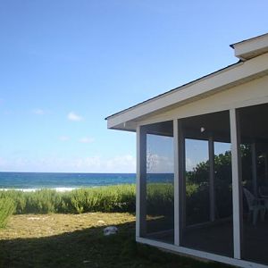 2010 Cayman Brac - Sunset Cottage
