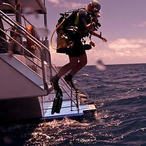 Australia 2010 Vanessa jumps in