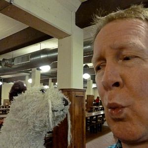 CHUM Holiday Parrrty Mr. Snorkel and Wet - Where is the Mistletoe