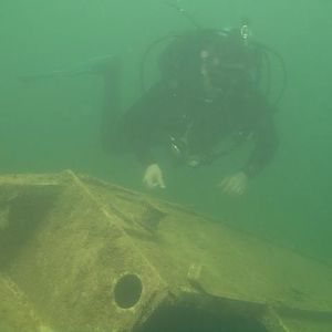 atlas750 on a sunken boat