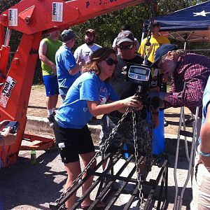 Joanne shows the boys how to rig a lift