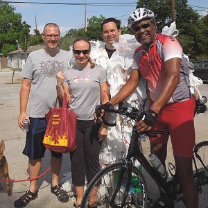 some cycling friends stopped by
