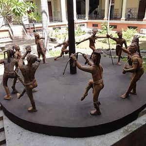 A central American "Circle-o-CHUM"