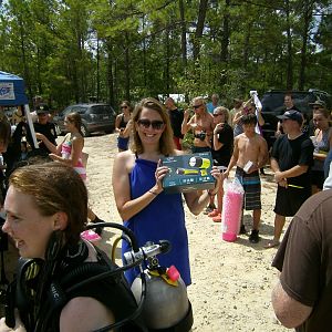 hyperbaric won a set of dive lights