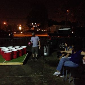 Giant beer pong