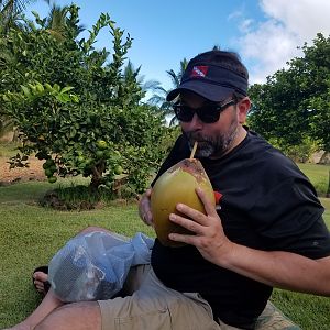 2017 0928 Maui Punakea RogerCoconut1