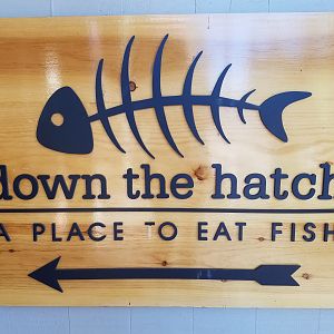 2017 Maui DownTheHatch Sign