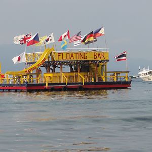 14  Floating Bar