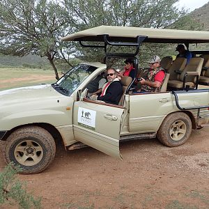 safari truck