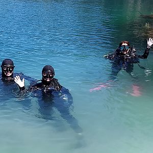 May DAM CHUM Dive - Blue Lagoon