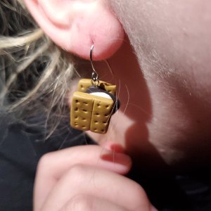 MerDragon's ADORABLE S'MORE earrings