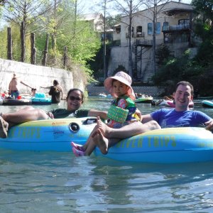 Float 27 - Tropical Family.JPG