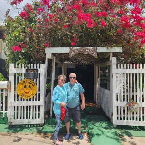 Reefhound and watermonkee in front of Jaanchie's