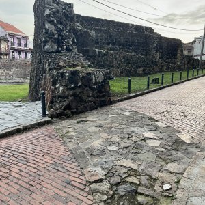 2 - Panama City old city walls.JPG