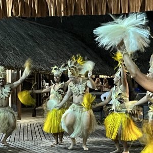 Rangiroa Polynesian show