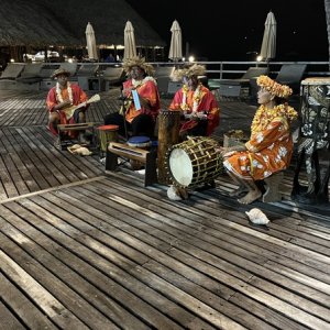 Rangiroa Polynesian show band