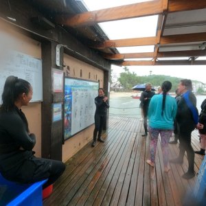 19 - Xmas Day dive briefing