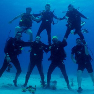 Roatan 2005 reupload