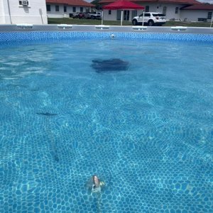 17 - mini ROV in tank
