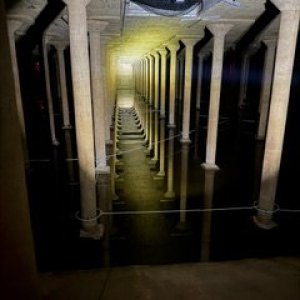 Cistern reflection