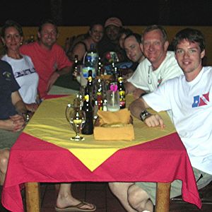 Chum at Papagayos