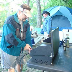 GWNDWN_Serves_Up_Breakfast