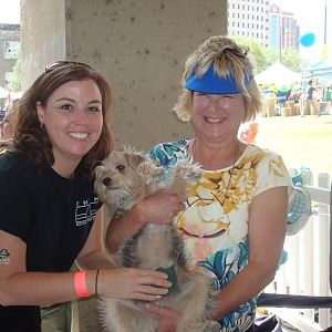 Yes it's true! Sprout tattoos a dog!