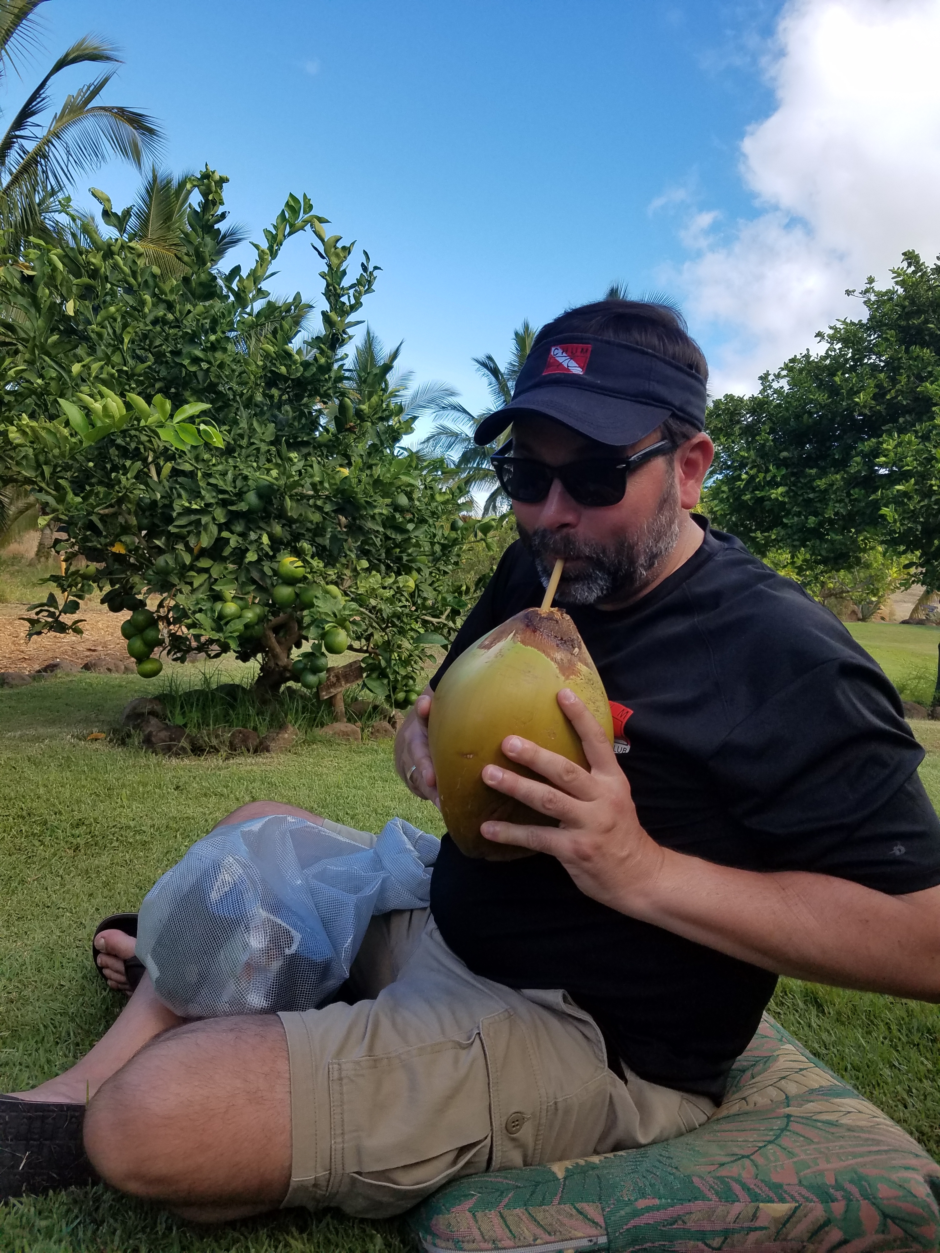 2017 0928 Maui Punakea RogerCoconut1