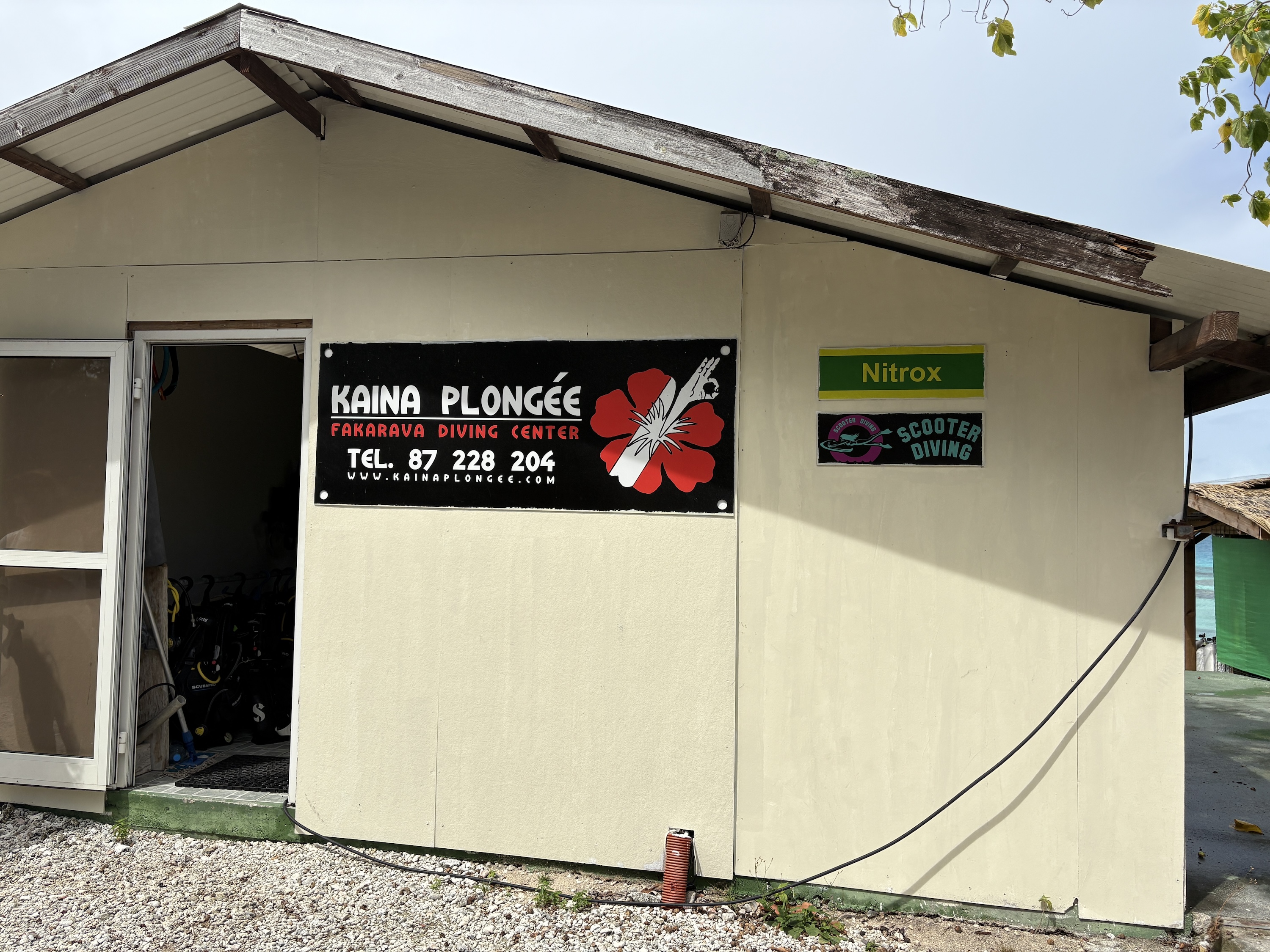 2025 1009 Fakarava KainaPlongeeSign.JPG