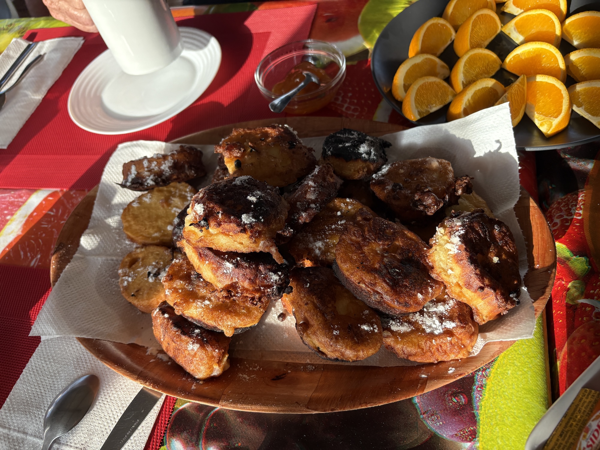 2025 1010 Fakarava BrekkieDonuts LowRes.jpeg