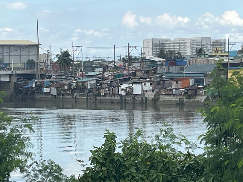 27 - Slum on Manila Intramuros River