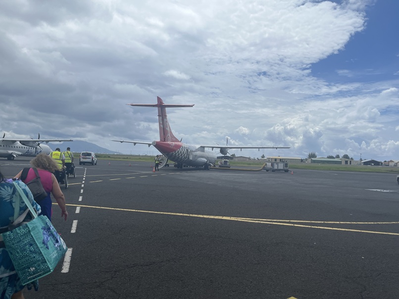 Air Tahiti from Papeette to Rangiroa
