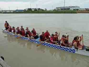 CHUM 2011 Dragon Boat Team Practice