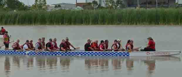CHUM 2011 Dragon Boat Team Practice