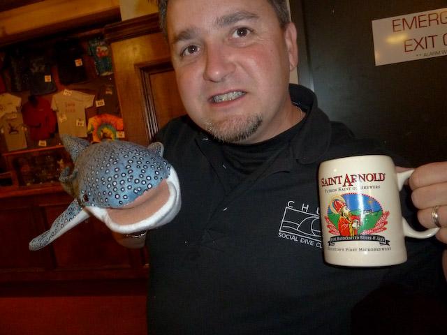 CHUM Holiday Parrrty Kevdiver