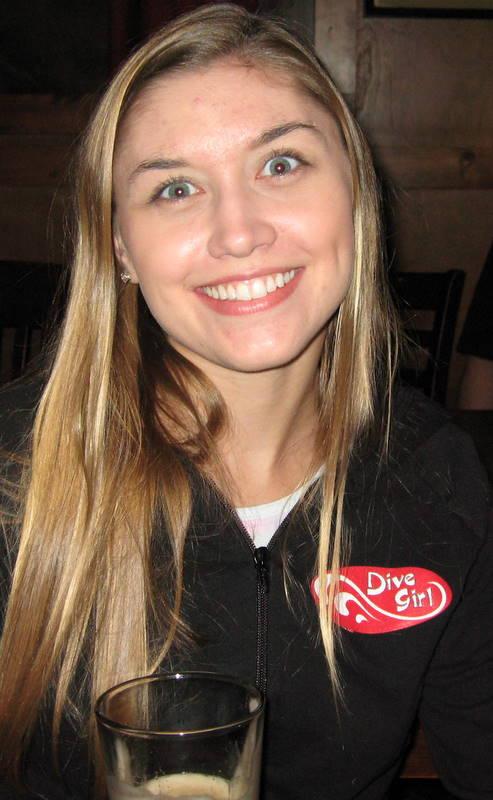 Chum Post-dive show happy hour