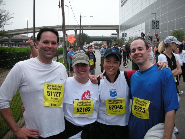 CHUM runners