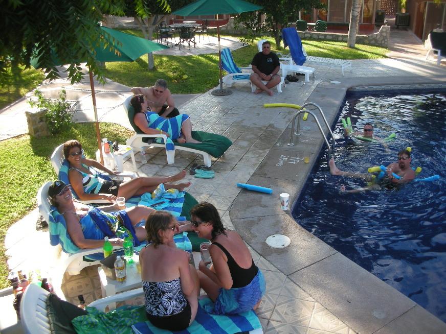 CHUMmers hanging by the pool