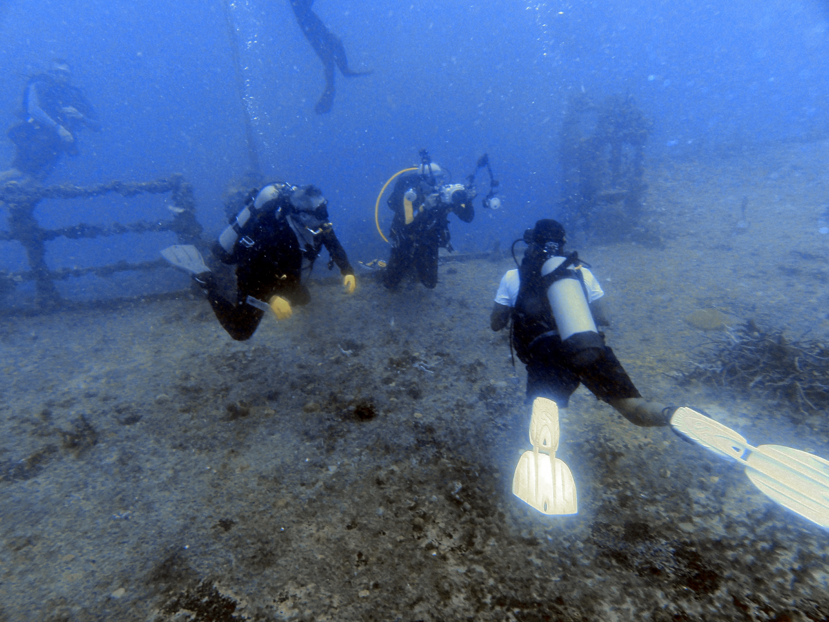 CHUMmers on deck of the Spiegel Grove