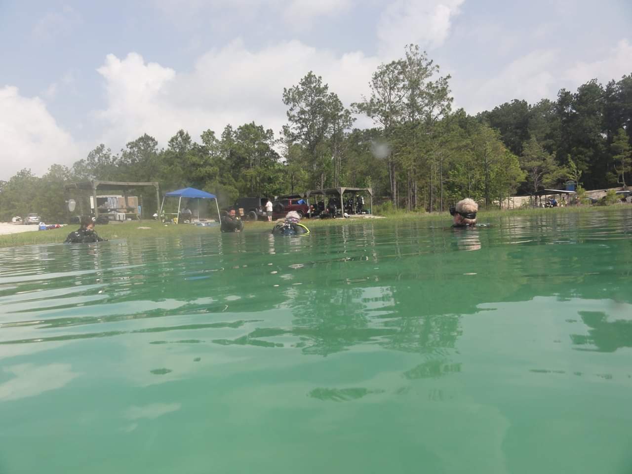 CHUMmers ready to enter the water