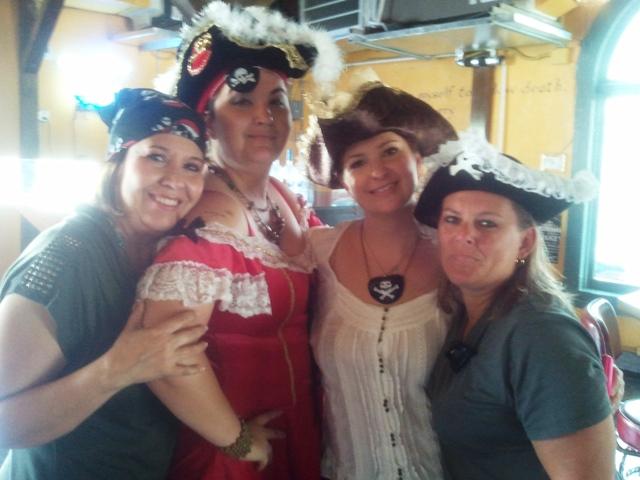 Chummettes