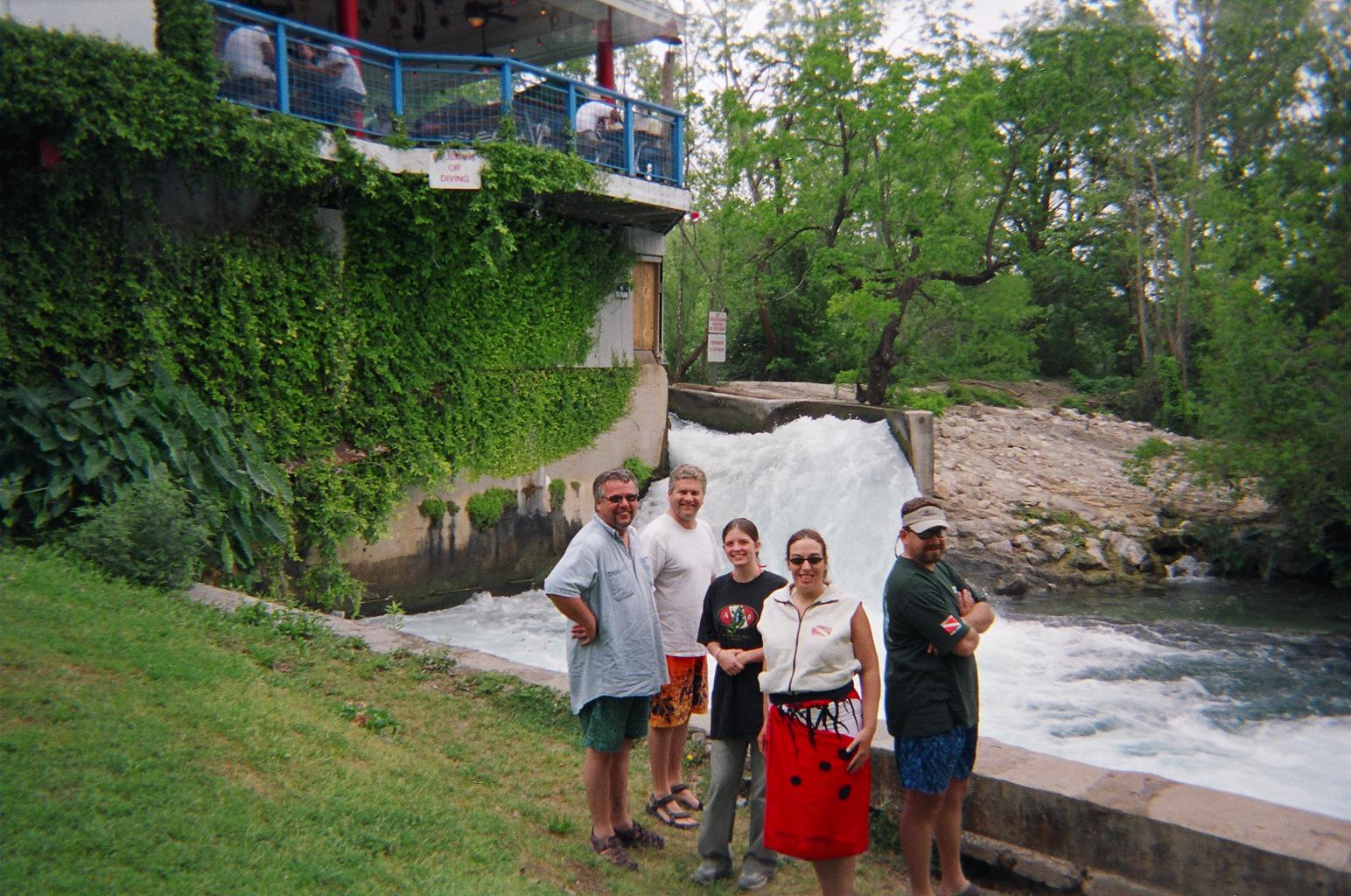 Comal Apr 2005 reupload