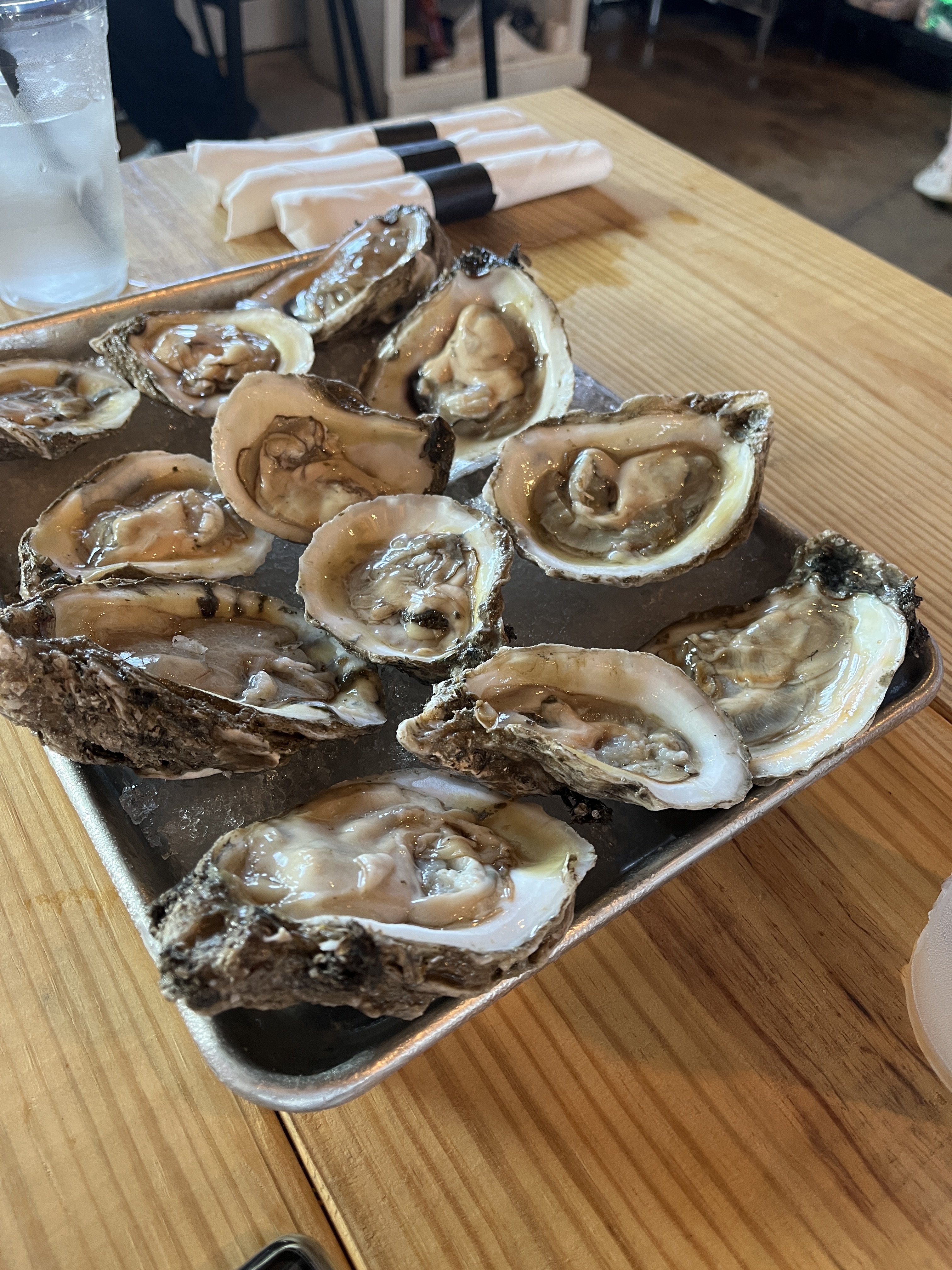 Dem's some oysters!