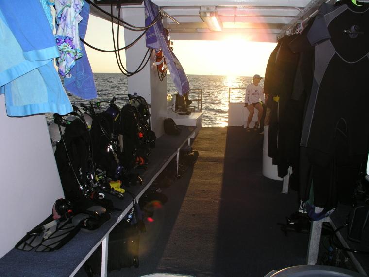 dive deck