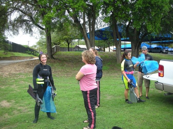 Divers gettin' ready