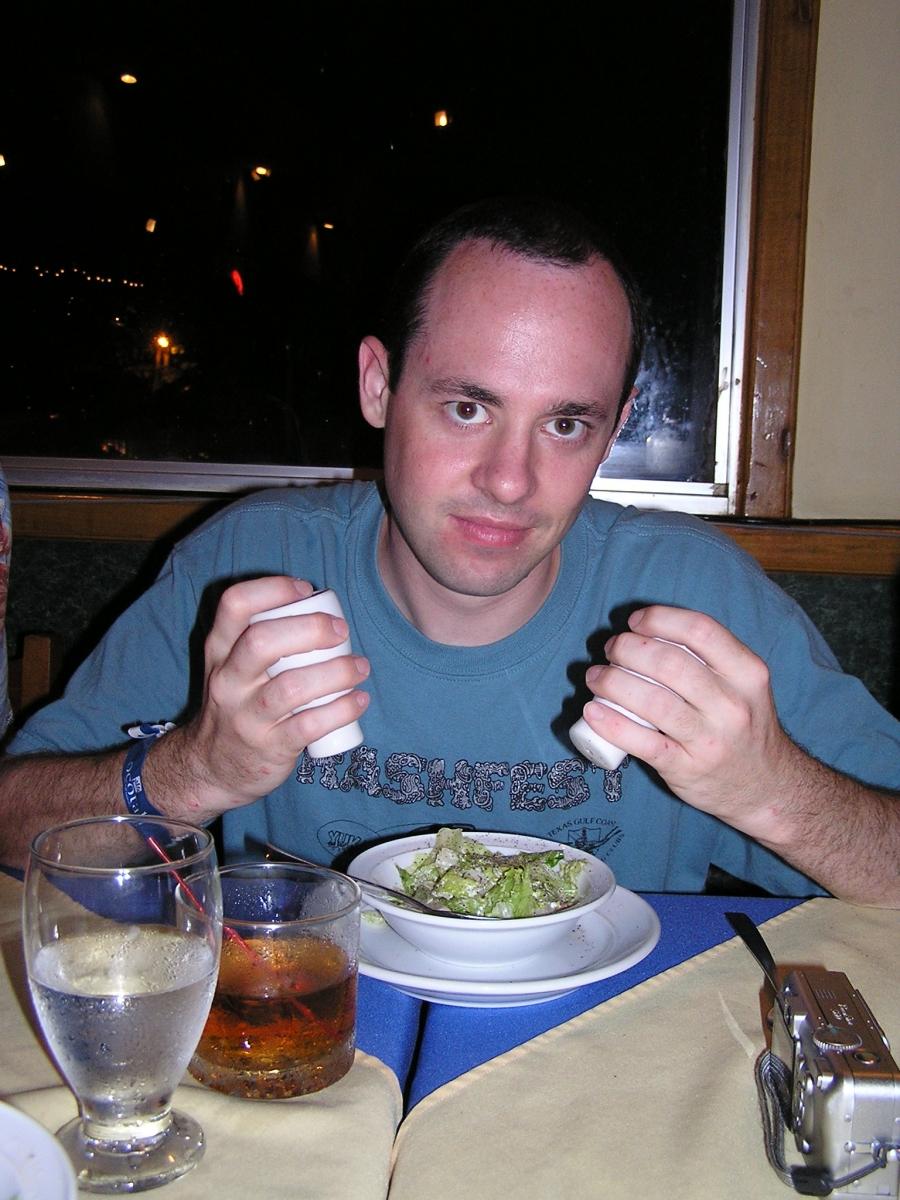 drcheap's double handed pepper shaking