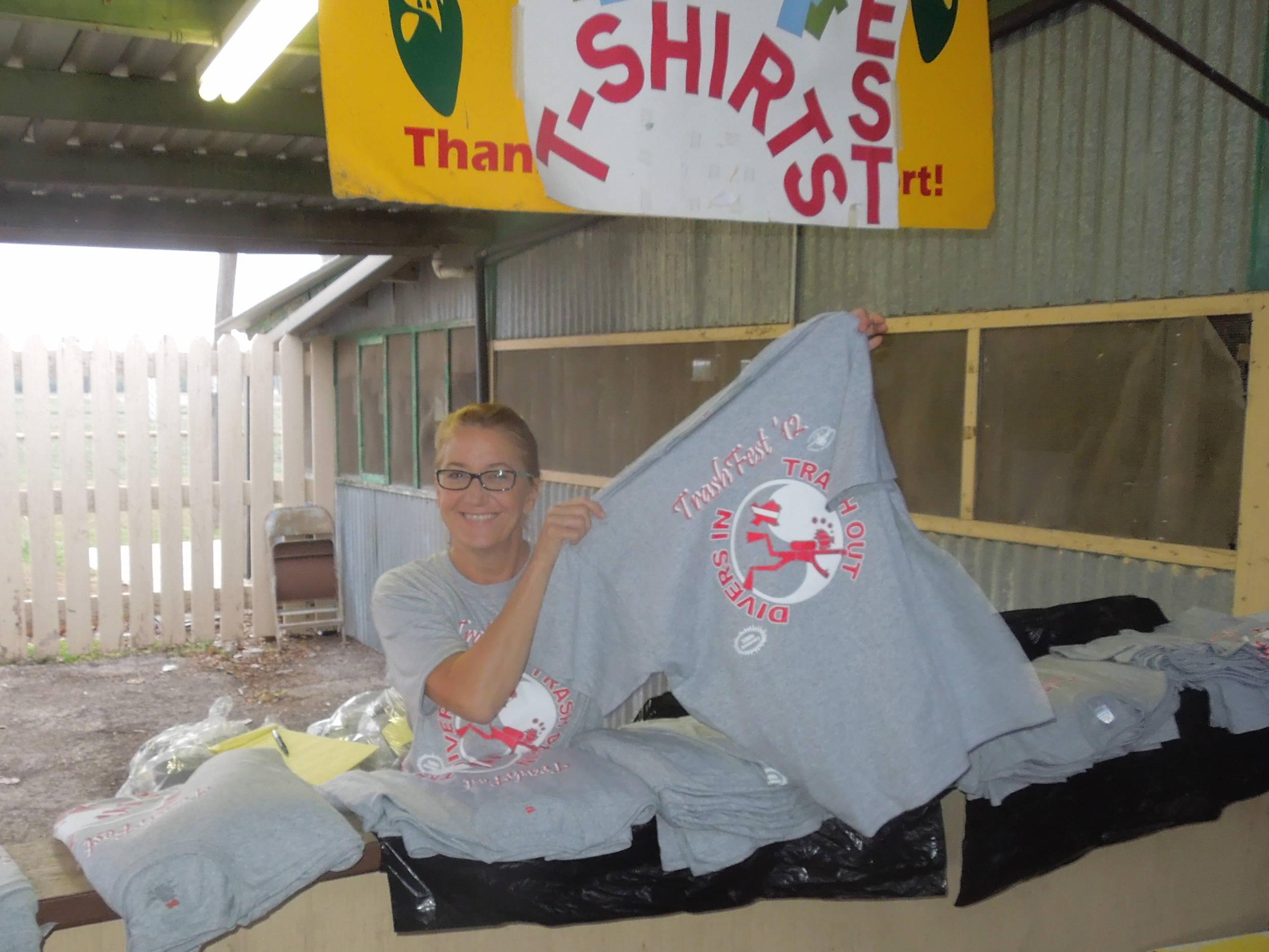 Drydiver hawking her wares