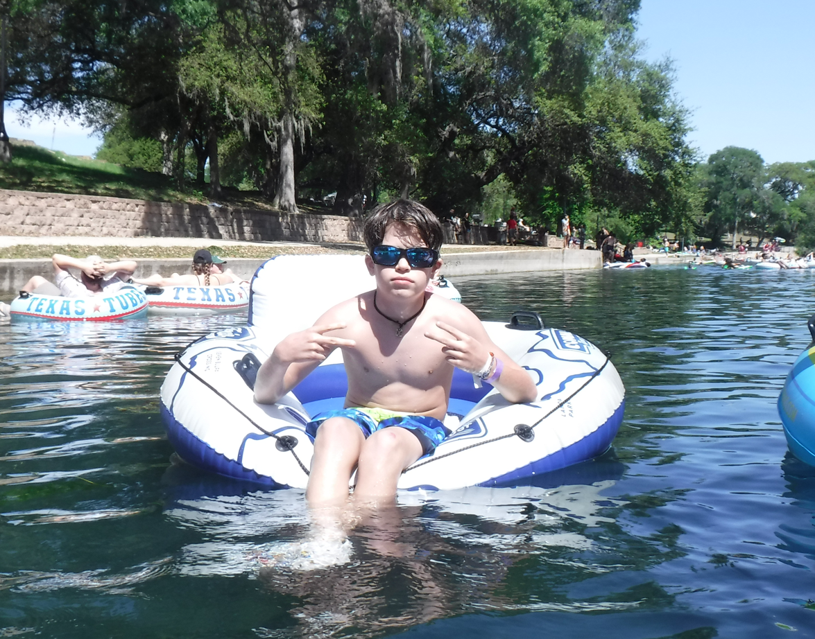 Float 08 - Connor.png
